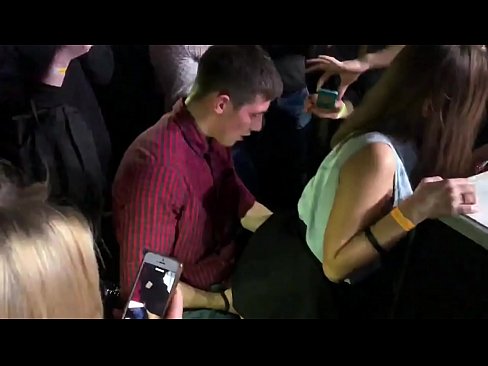 ❤️ Sex real într-un club de noapte rusesc. O rusoaică de 18 ani în anus și vagin futută într-un club de noapte at ro.porn33.top ❌️